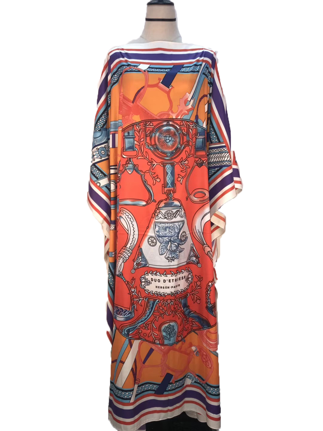 Longueur 130 cm, tour de poitrine 130 cm, élégante robe caftan en soie imprimée, coupe ample, style dashiki, robe longue pour femmes musulmanes africaines.