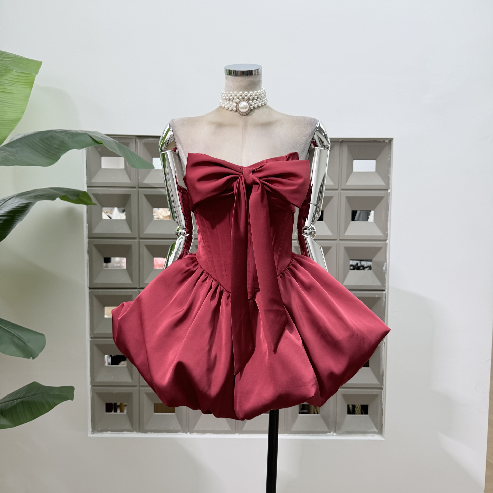 Robe de soirée élégante pour femme, mini-robe bustier avec nœud, style corset, à volants, coupe trapèze, avec short intégré, pour fête d'anniversaire, bal de promo, soirée
