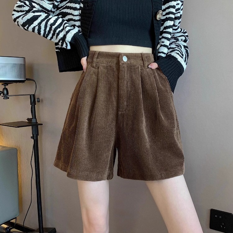 Shorts en velours côtelé coupe trapèze pour femme, nouveau style automne-hiver, pantalon ample et amincissant à jambes larges, idéal avec des bottes et comme pantalon décontracté