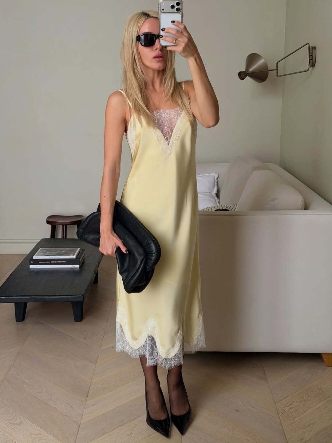 Robe longue en Satin pour femmes, Sexy, col en v, écharpe, Chic, dentelle blanche, Patchwork, sans manches, dos nu, Slim, robes de soirée chics