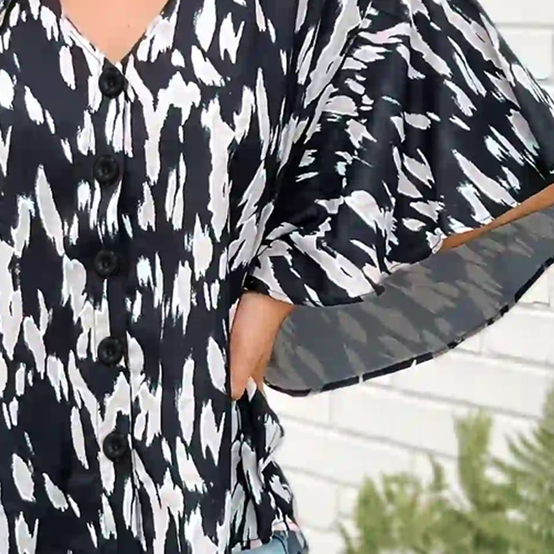 Chemise femme grande taille, haut cardigan imprimé tacheté bouton col en V. Vêtements d'été décontractés et à la mode