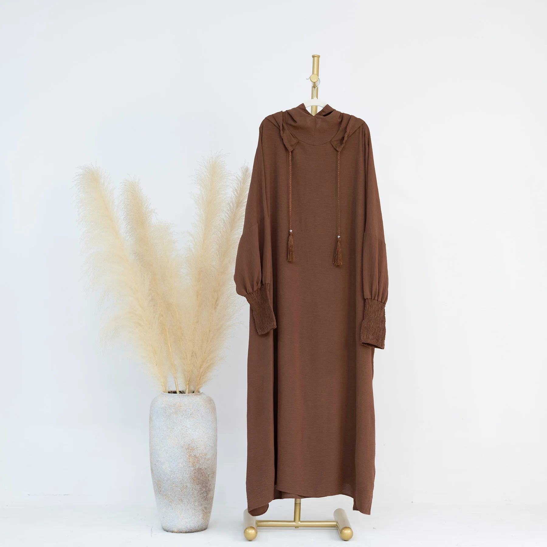 2024 vêtements pour femmes musulmanes mode été automne musulman à manches longues couleur unie longue Abaya Hijab robe caftan Abaya dubaï