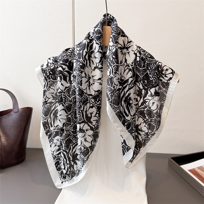 Foulard en soie 70x70 cm pour femme, motif cheval, petit carré, imprimé, haut de gamme, pour le cou ou la tête