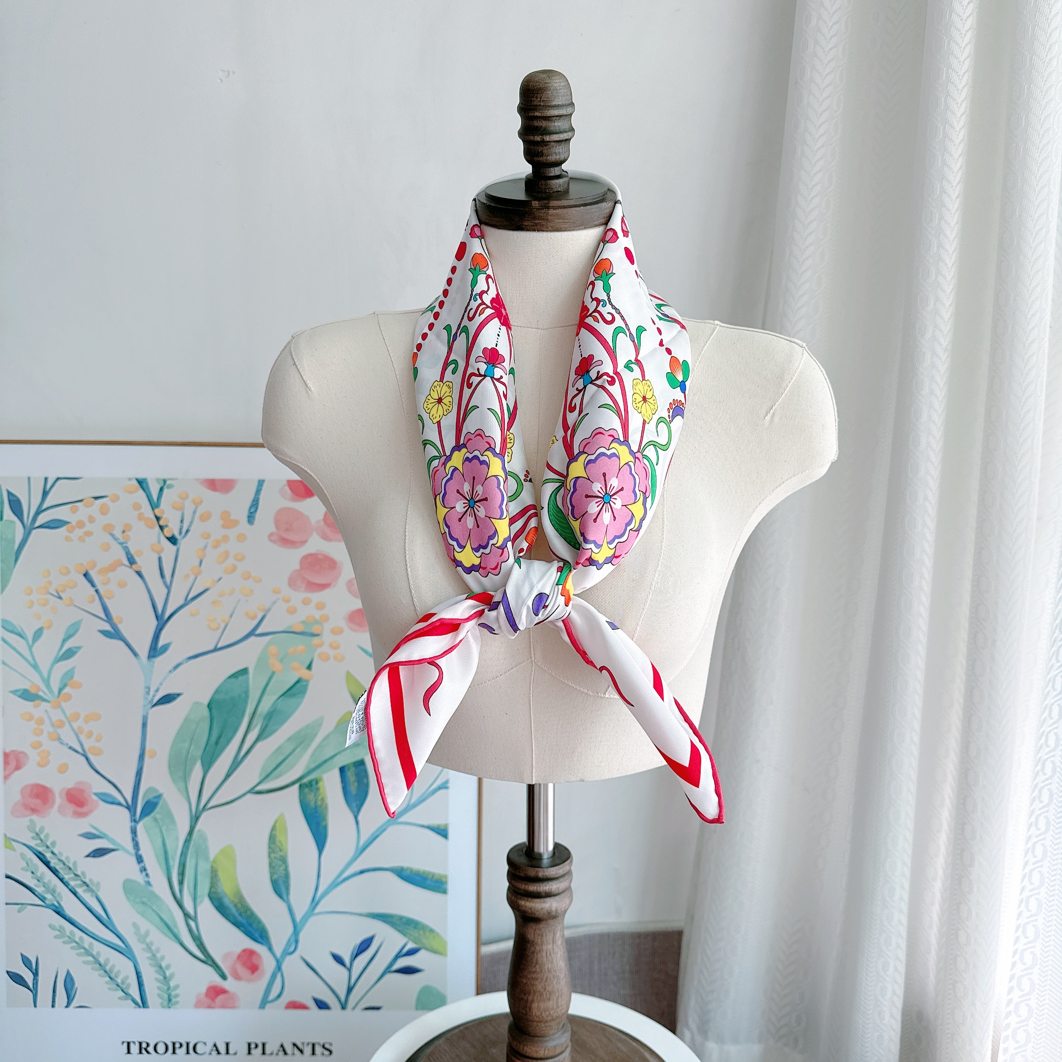 Foulard 100% Soie Rose Brumeux de Luxe, Foulard de Créateur 90cm, Hijabs et Châles pour Femmes Élégantes, Bandana, Foulard Décoratif pour le Cou