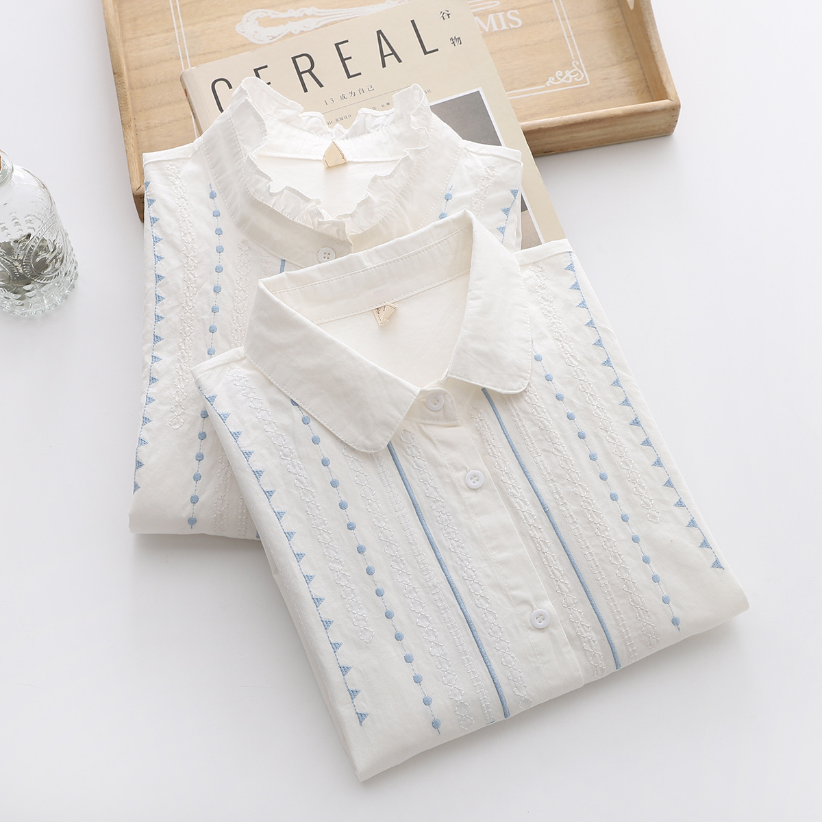 Chemise blanche en coton brodé pour femme, manches longues, col rabattu, froncé, chemisier décontracté, vêtements de travail pour femme de bureau, printemps, automne, nouveau