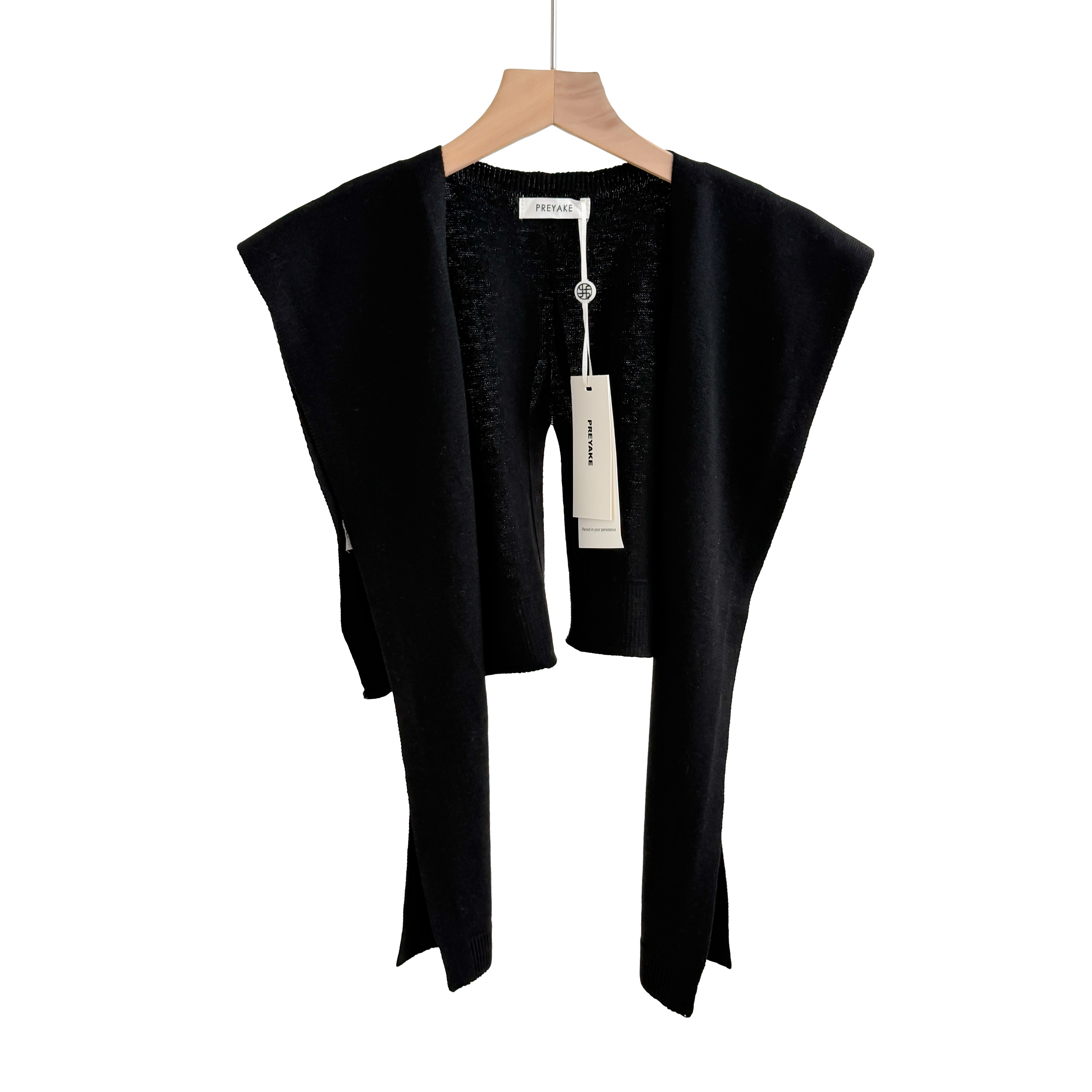 Un nouveau style de châle rayé arc-en-ciel pour femmes avec un cardigan de couleur contrastée pour les bureaux climatisés, une petite cape pour protéger les épaules et le cou