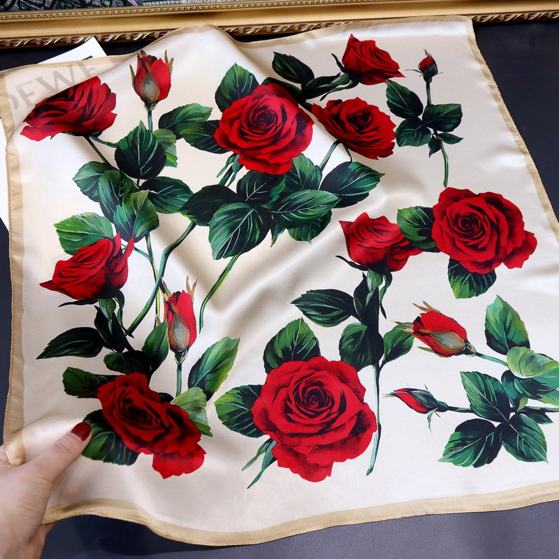 BirdTree-Foulard Élégant Rétro Chic à Imprimé Floral, Écharpe 100% group, 68cm, Cadeau Spinal Commute, Été Automne 2024, A48177QC