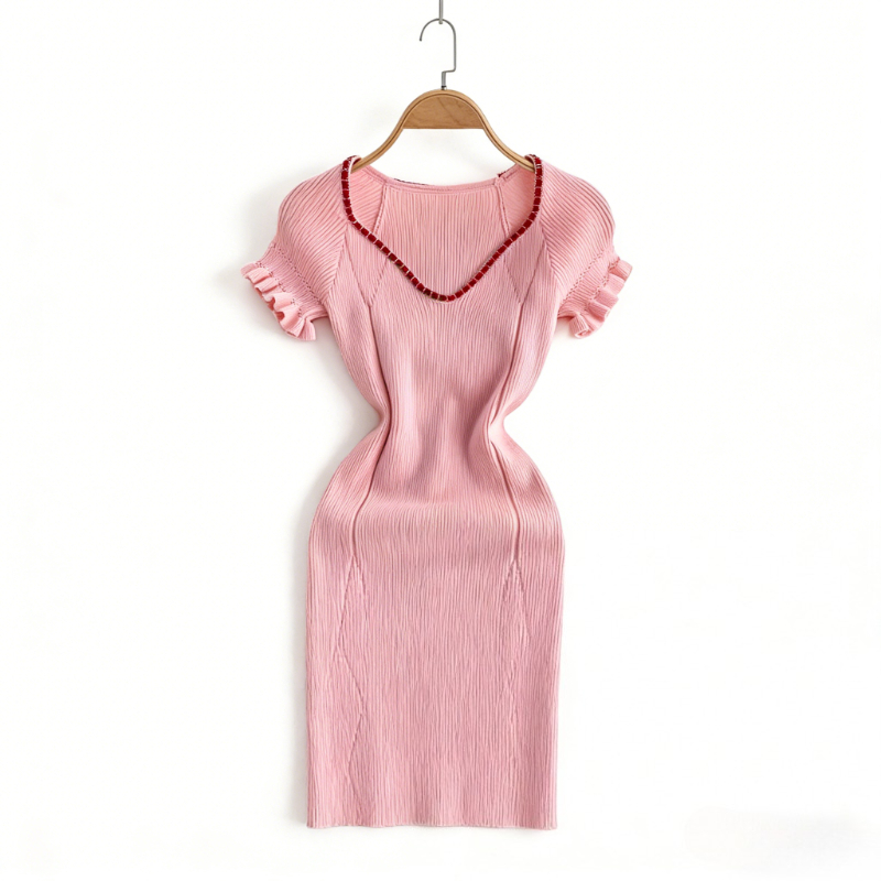 Robe mini moulante décontractée pour femme, rose, à manches courtes, col en V, avec volants, en tricot côtelé extensible, idéale pour les soirées et les clubs