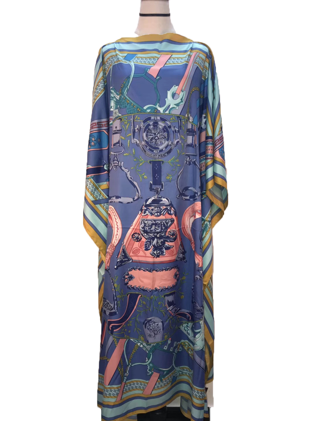 Longueur 130 cm, tour de poitrine 130 cm, élégante robe caftan en soie imprimée, coupe ample, style dashiki, robe longue pour femmes musulmanes africaines.