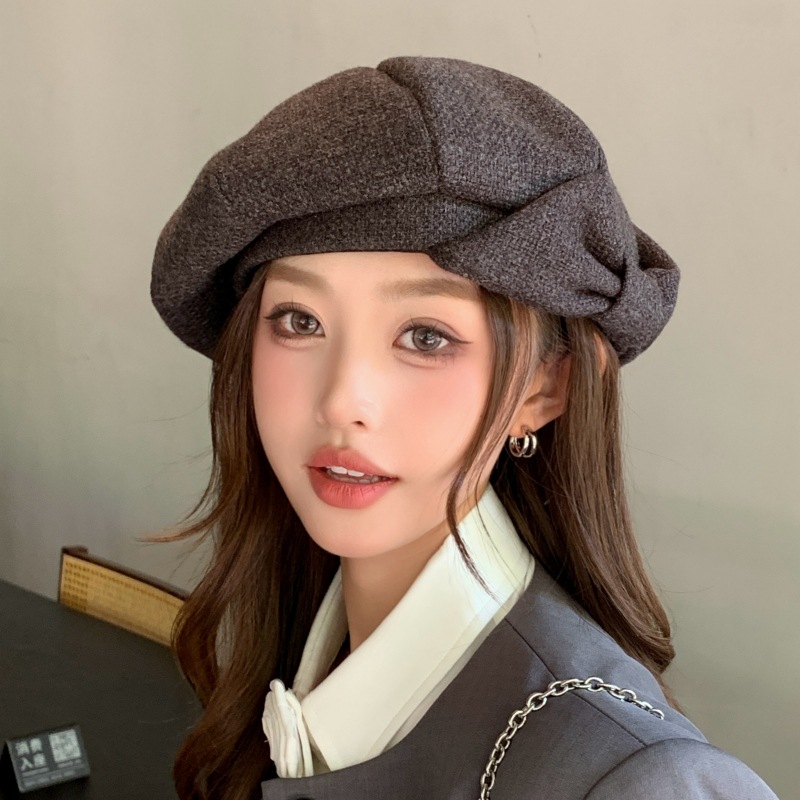 Béret rétro d'inspiration japonaise pour femme – Détail de nœud et coupe extensible douce, chapeau minimaliste élégant pour les plus grandes tailles de tête