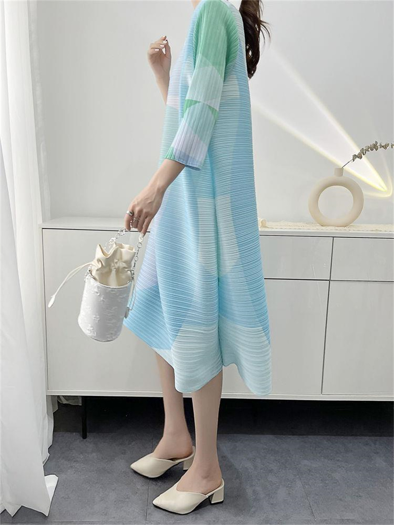 Robes de soirée pour femmes, nouvelle belle robe plissée imprimée, âge d'été, grande taille, mode, jupe longue ample de mi-année