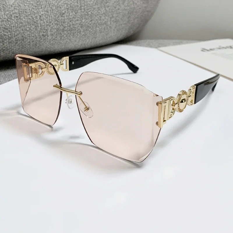 Lunettes de soleil classiques à monture géométrique pour femmes et hommes, style rétro œil de chat, élégantes, vintage, carrées, magnifiques Oculos pour femme