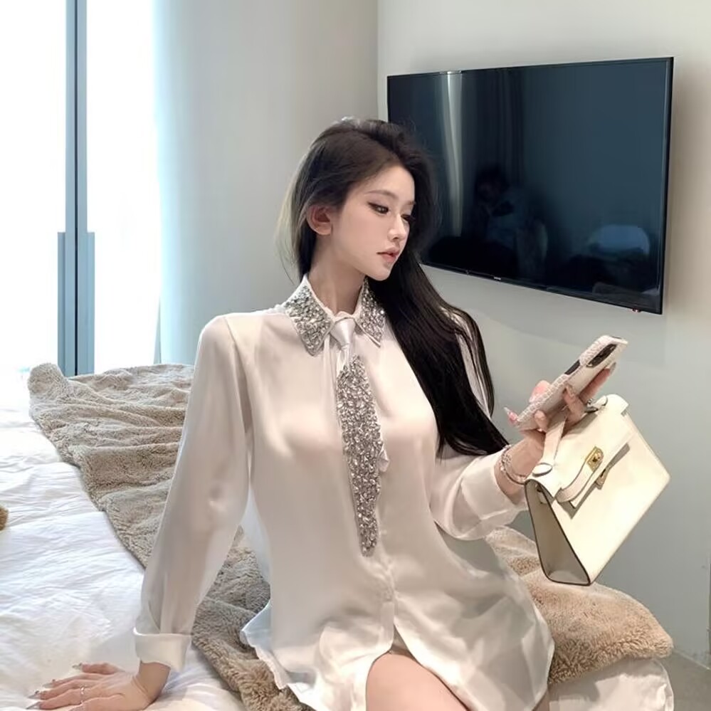 2025 femmes chemise blanche nouveau printemps automne cristal perles avec cravate en mousseline de soie chemise femmes Blouses dames hauts femmes vêtements