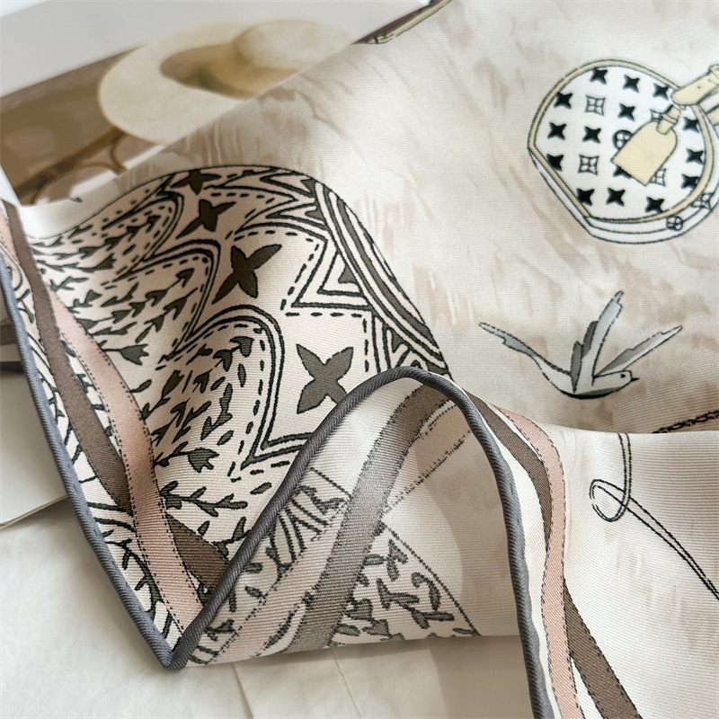 Foulards carrés de luxe en soie pour femmes, châle carré en soie imprimé sur un seul côté