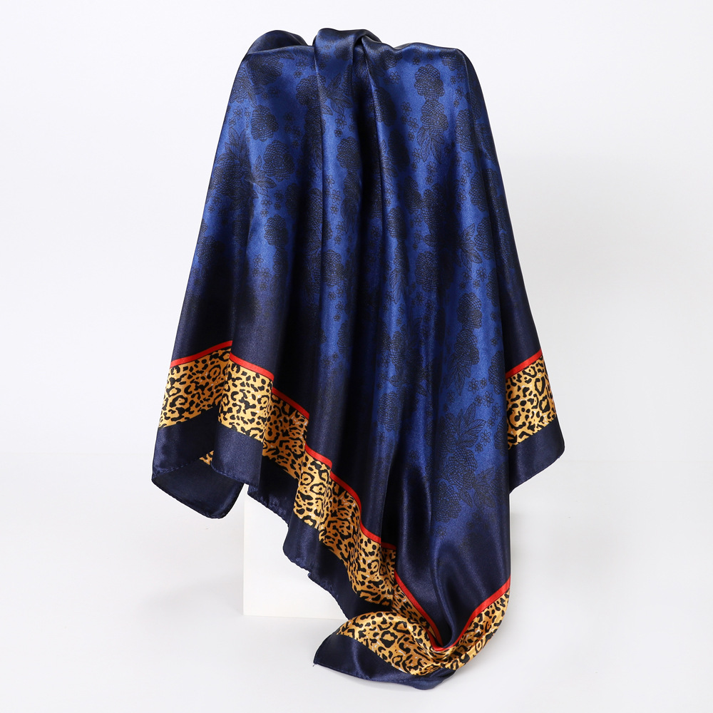Nouveau Foulard en Soie de Haute Qualité pour Femme, Imprimé Léopard, Carré 90x90cm, Accessoire de Mode, Foulard de Plage, Protection Solaire, Hijab