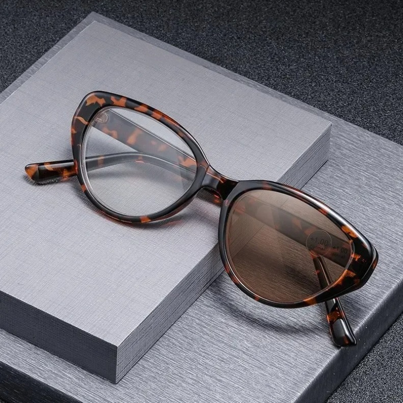 Lunettes de lecture œil de chat pour femmes, nouveau Style, mode dames, lunettes photochromiques unisexes, couleur changeante, presbytie, lunettes de soleil