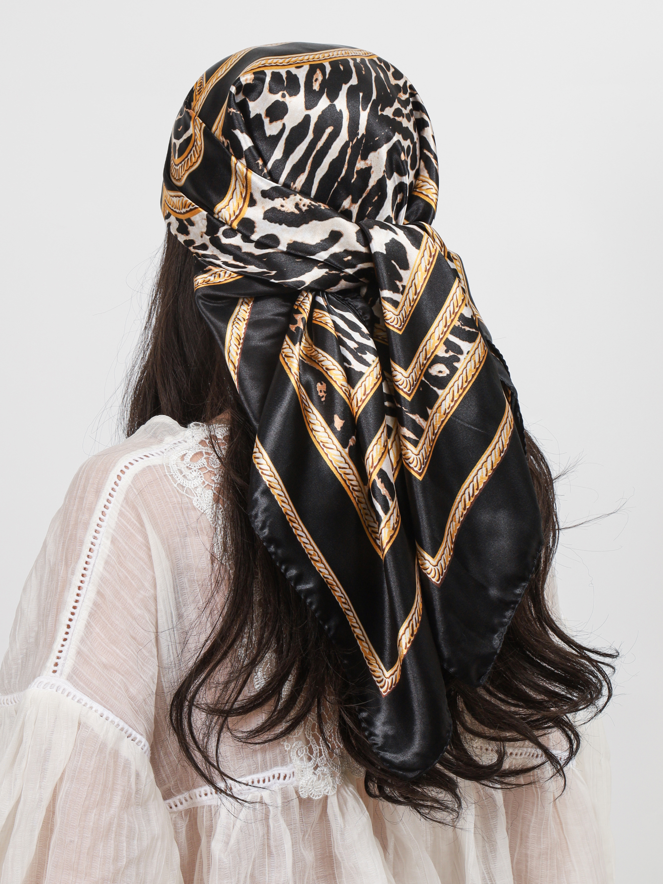 1PCS Foulard carré de luxe pour femme, 90*90cm, en soie satinée, bandana doux, écharpe de cou, hijab, foulard pour cheveux pour femmes