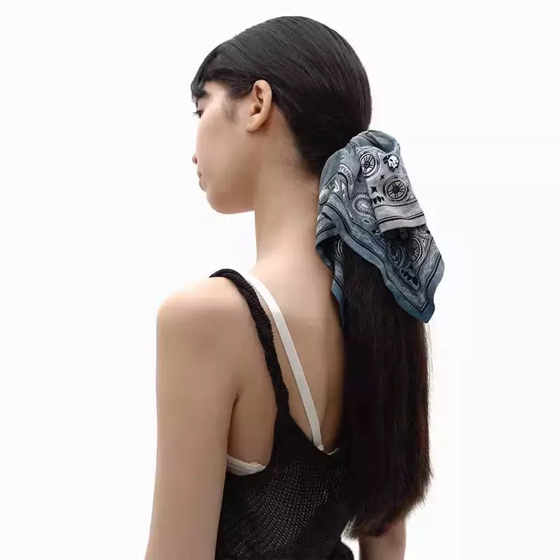 Chouchou Extra-Large imprimé Bandana rétro, un accessoire pour cheveux Unique, élégant et de Niche pour attacher les cheveux, 1 pièce