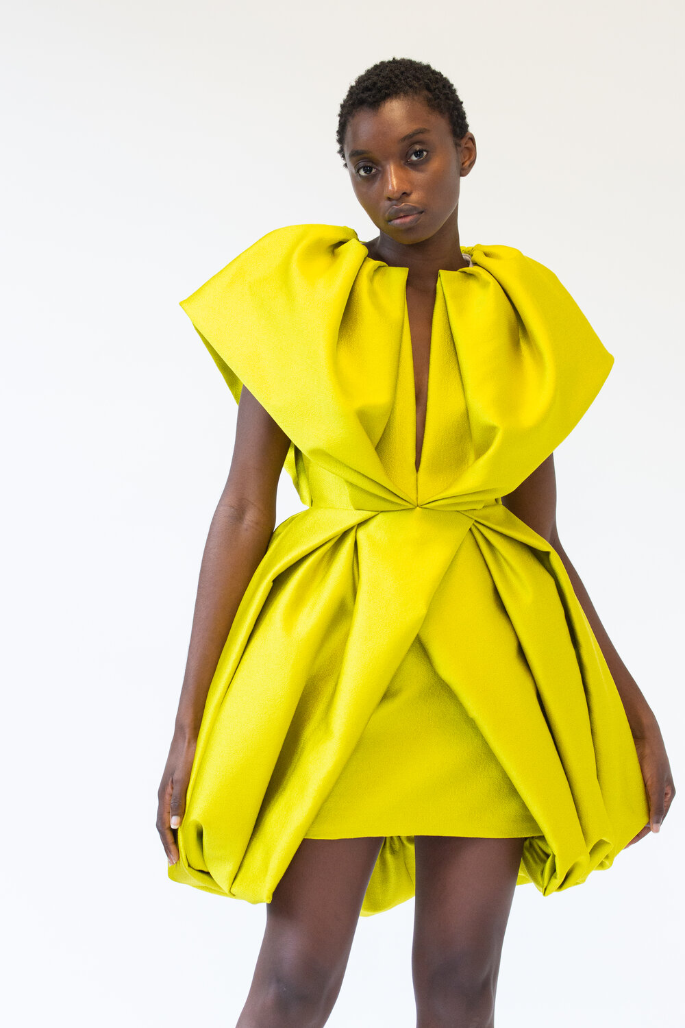 Robe Courte en Satin à Manches Courtes Bouffantes pour Femme, Mini Maxi Plissée, Tenue de ixd'Anniversaire, Nouvelle Couture