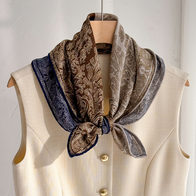 70% laine 30% véritable foulard en soie pour femmes Bandana foulards carrés foulard mûrier mode été plage haute qualité Hijab foulard