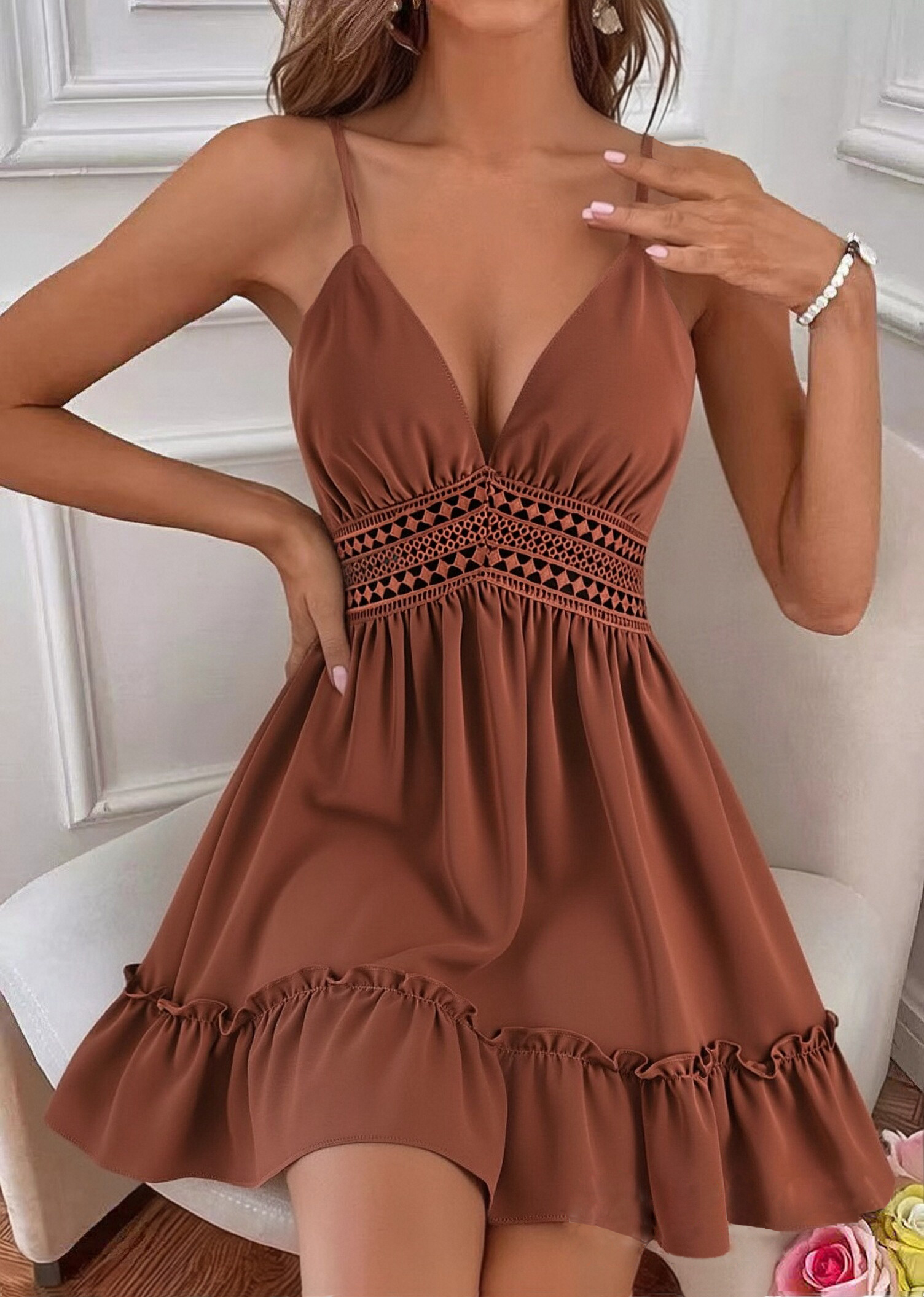 Robes d'été pour femmes 2026, col en V, bretelles spaghetti, nœud papillon, dos nu, sans manches, mini robe en dentelle style swing skater