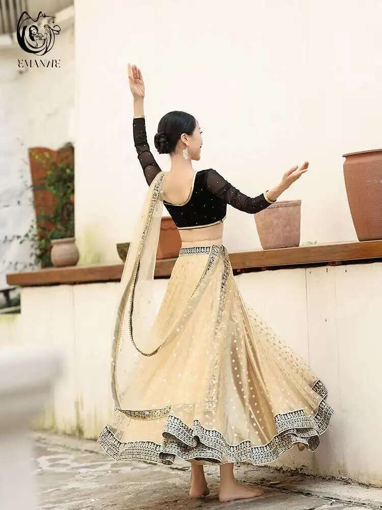 Nouveau Yiman robe de danse indienne exotique Style ethnique femme danse du ventre écharpe haut grande jupe pivotante ensemble Lengha