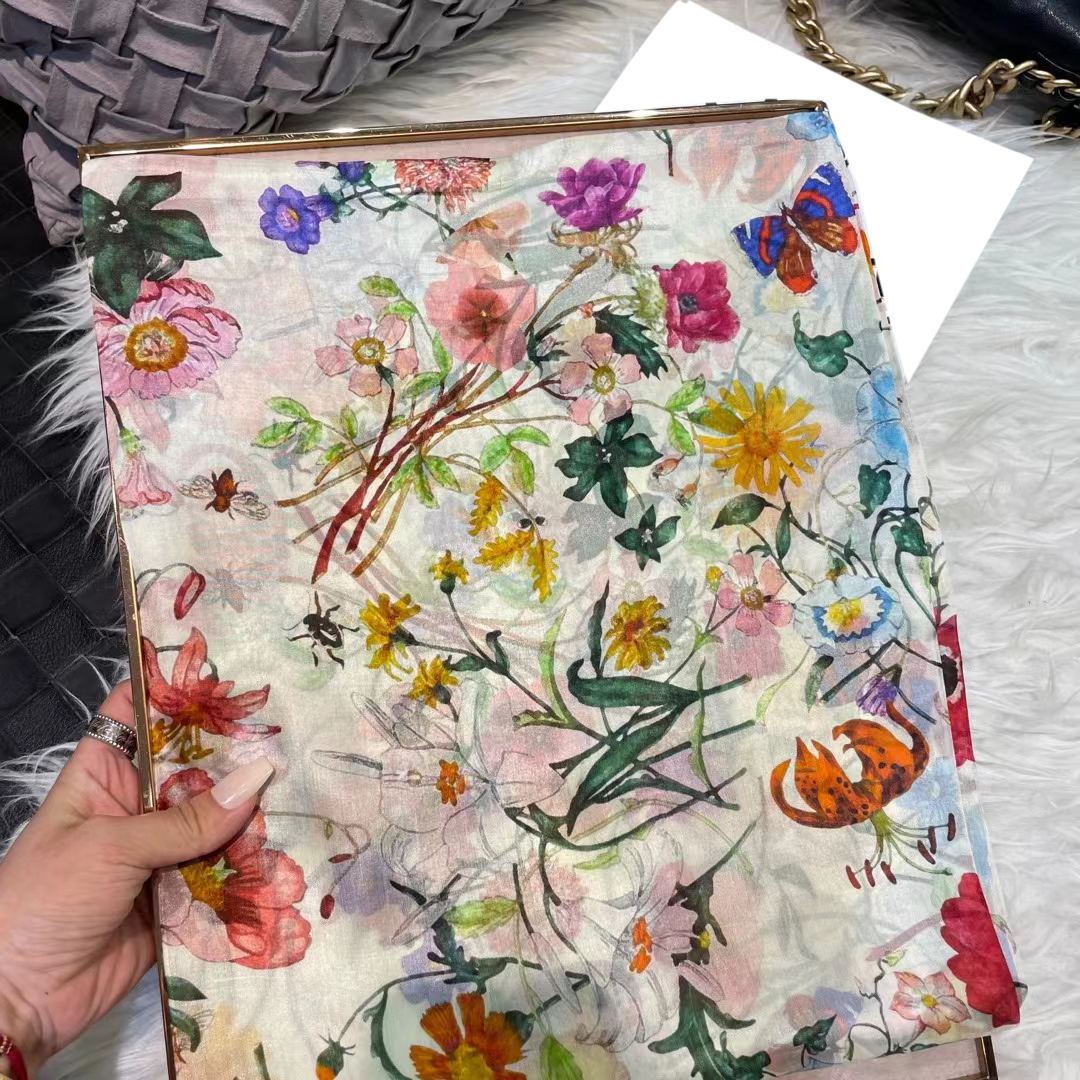 Écharpe en soie 100% blanche pour femmes, foulards, châles de plage d'été, foulards longs pour le cou, hijabs, motif floral, collection automne-hiver