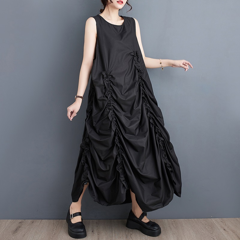 Sans manches vintage plissé nouveau en robes pour femmes décontracté ample longue robe d'été vêtements élégants 2025