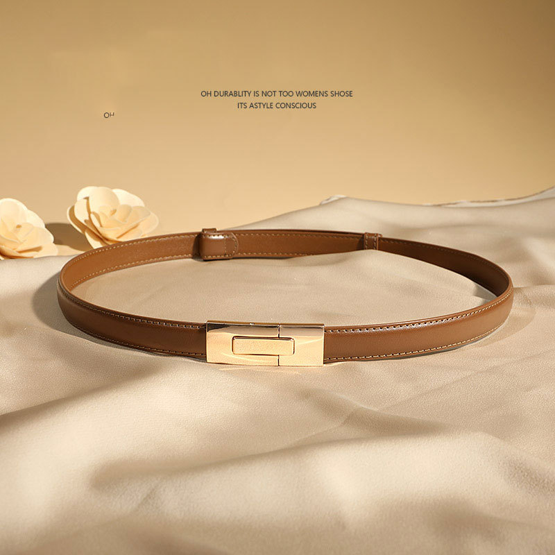 Ceinture en cuir fine pour femme, couleur unie, boucle en métal vintage, réglable, pour robe, jean, manteau