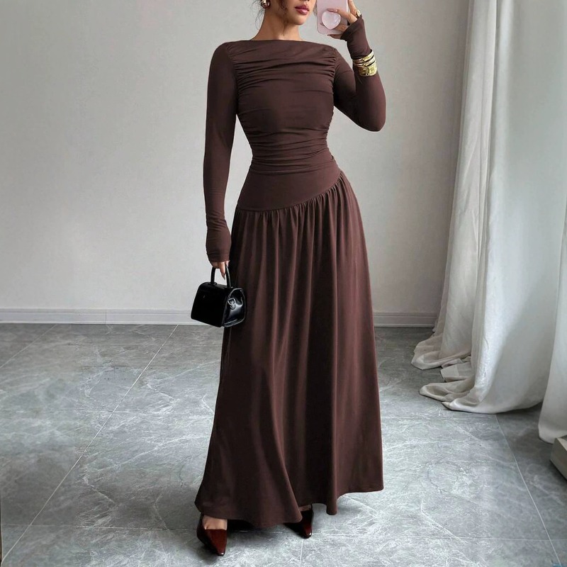 Robes de soirée élégantes pour femmes, col bateau modeste, couleur unie, manches longues, robe maxi plissée et fluide pour les occasions quotidiennes et les soirées.
