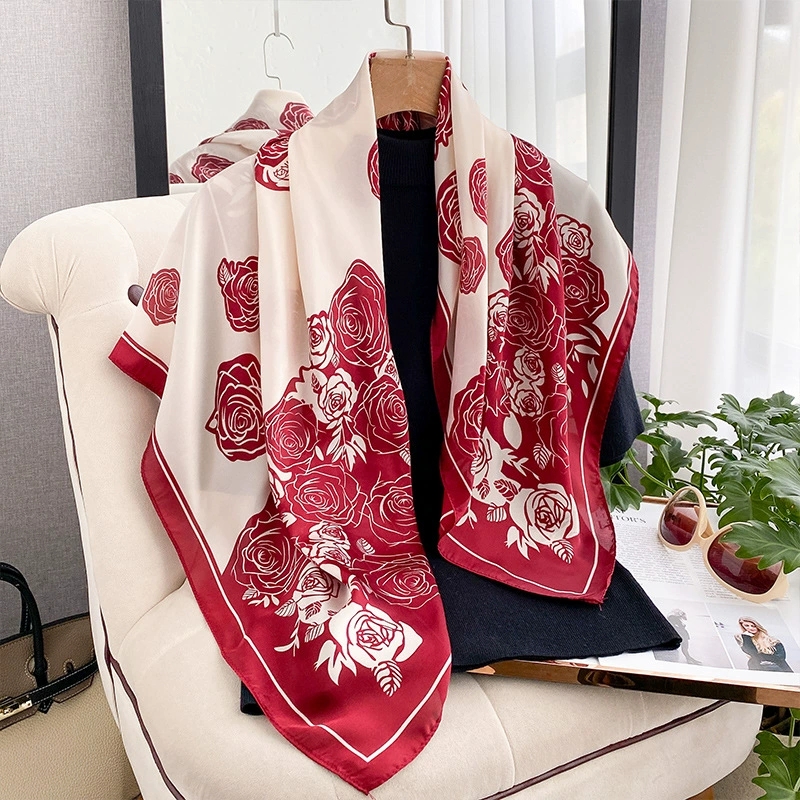 Nouvelle Arrivée 2026 – Foulard de Luxe Imprimé 90 cm, Motif Floral Rétro, Carré, pour Femmes