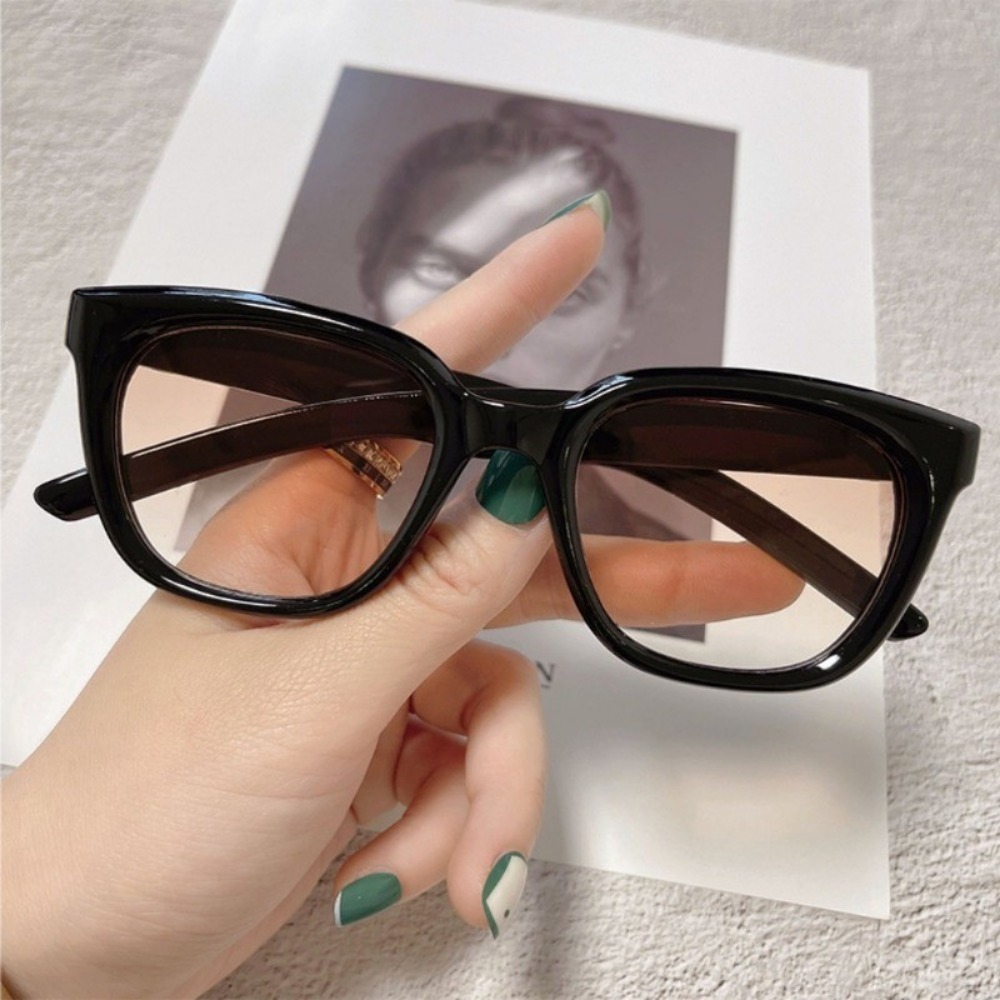 Lunettes de soleil unisexes à monture carrée noire simple, lunettes de soleil pour femmes et filles, lentille grise jaune rose simple, protection UV400 Aes, mode