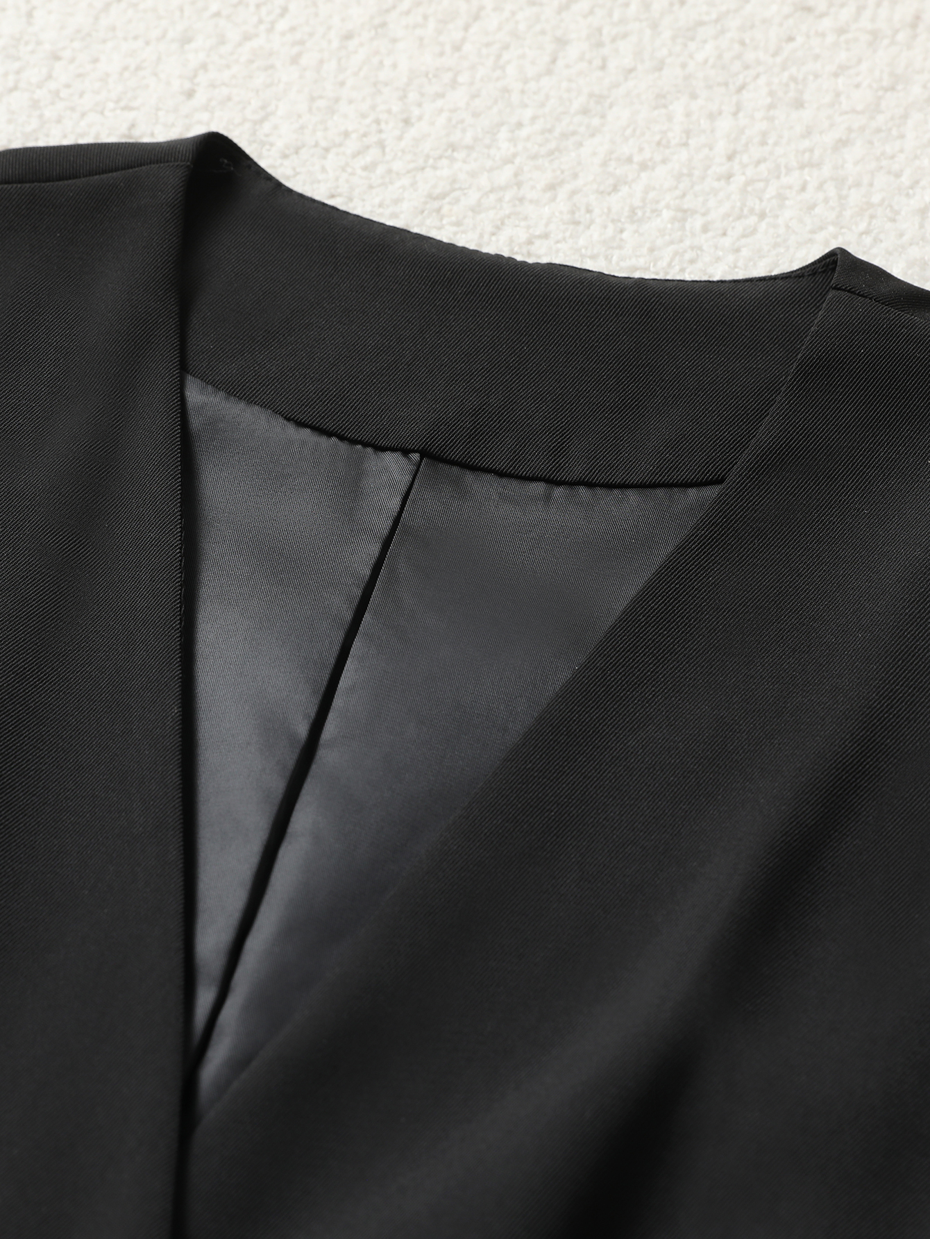 Gilet péplum élégant à col en v pour femmes, gilet blazer boutonné sans manches avec ourlet en mousseline de soie superposé pour le bureau décontracté d'affaires
