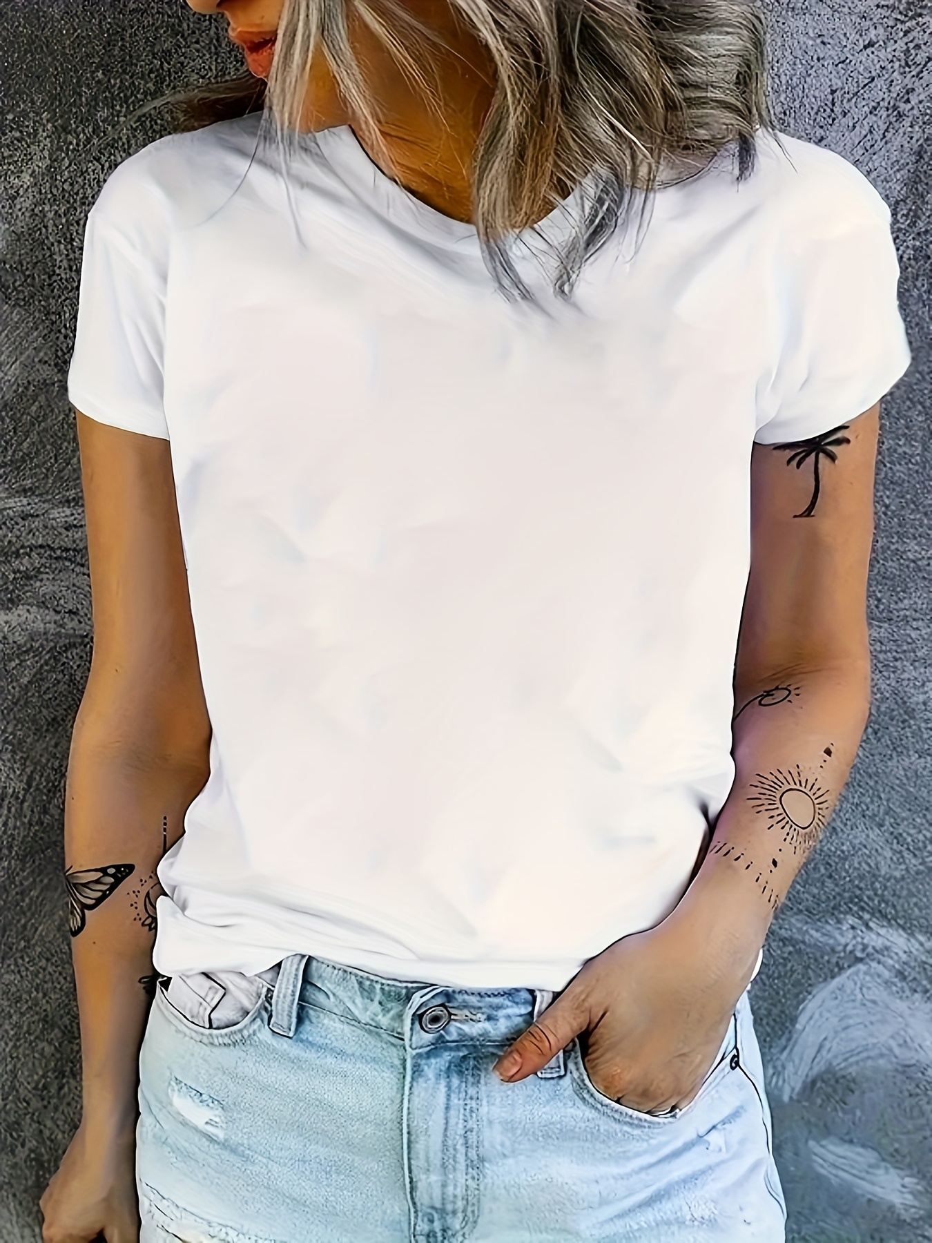 T-Shirt décontracté de couleur unie pour femmes, haut doux à manches courtes et col rond pour tenue décontractée noir, t-shirts pour dames, vêtements esthétiques