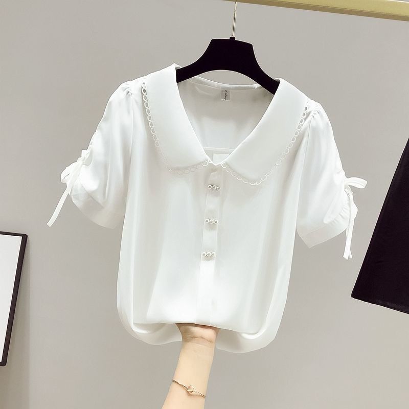Chemise en satin pour femmes - Col Peter Pan, bouton perlé, manches courtes, poignets à nouer