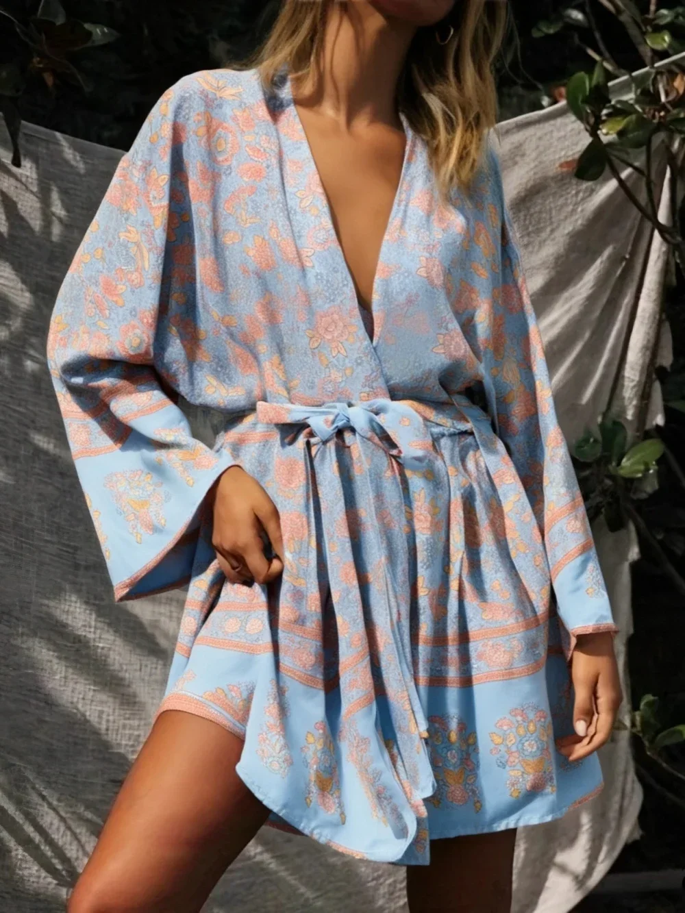 Boho Queens Multi imprimé fleuri ceintures Kimono femmes manches chauve-souris bohème Robe de demoiselle d'honneur vacances plage Boho Bikini couvertures