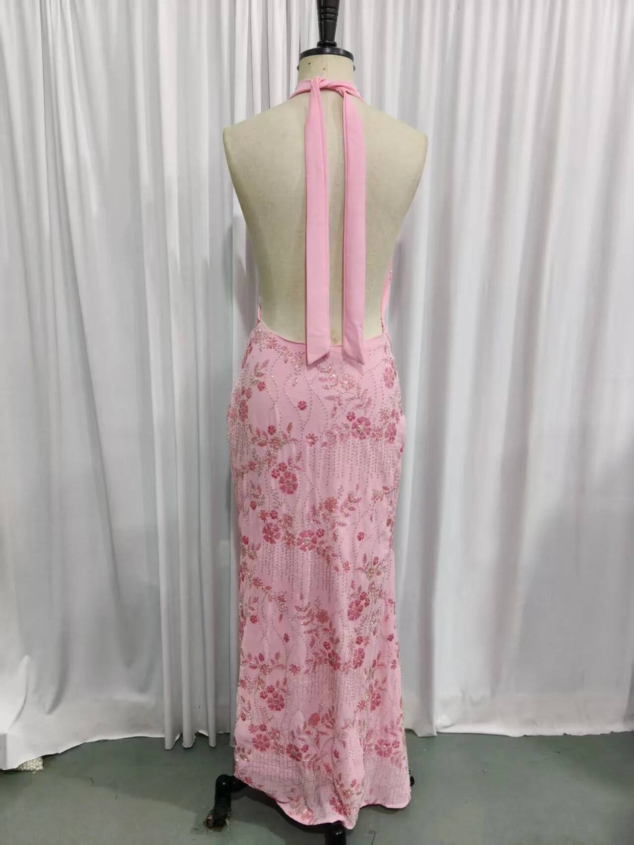 Avrilyaan perlée profonde V fête robes sexy dos nu pansement moulante élégante soirée longue robe femmes 2024 robe d'été robes