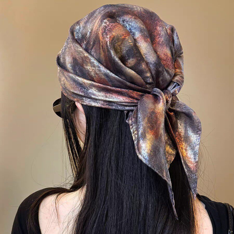 Foulard triangulaire imprimé léopard, style rétro américain, pour femme, en soie, accessoires de mode pour cheveux, couvre-chef, bandeaux, 1 pièce