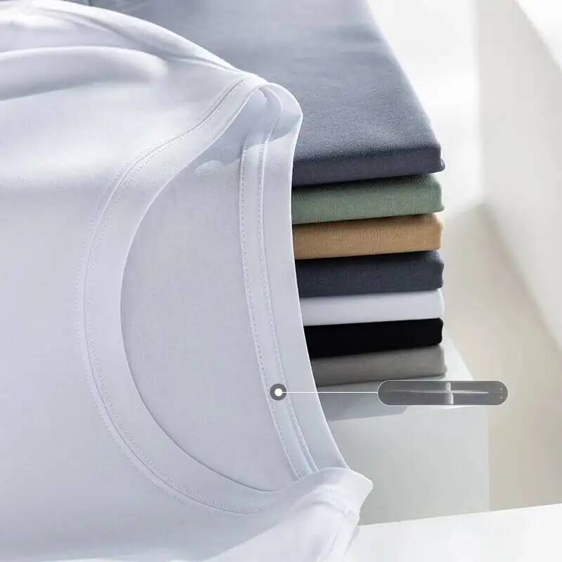 T-shirt manches courtes col en V homme, estival et basique, en coton mercerisé, mûrier, 7%