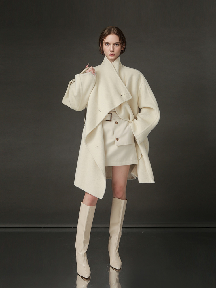 Manteau en laine ample à col montant pour femme, veste élégante et tendance automne-hiver 2026