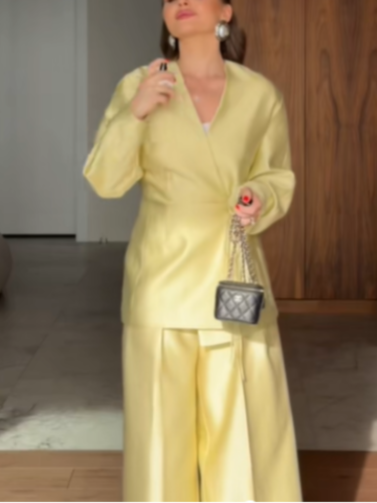 Ensemble tailleur pantalon large et veste en satin de luxe exquise pour femme 2026 – Chic et décontracté avec col en V et taille cintrée