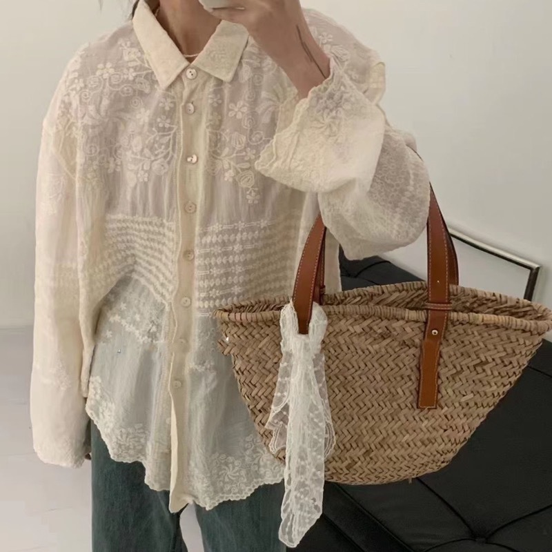 Chemisier de plage en coton blanc pour femmes, manches longues, style boho décontracté, broderie en dentelle, top vintage, printemps été