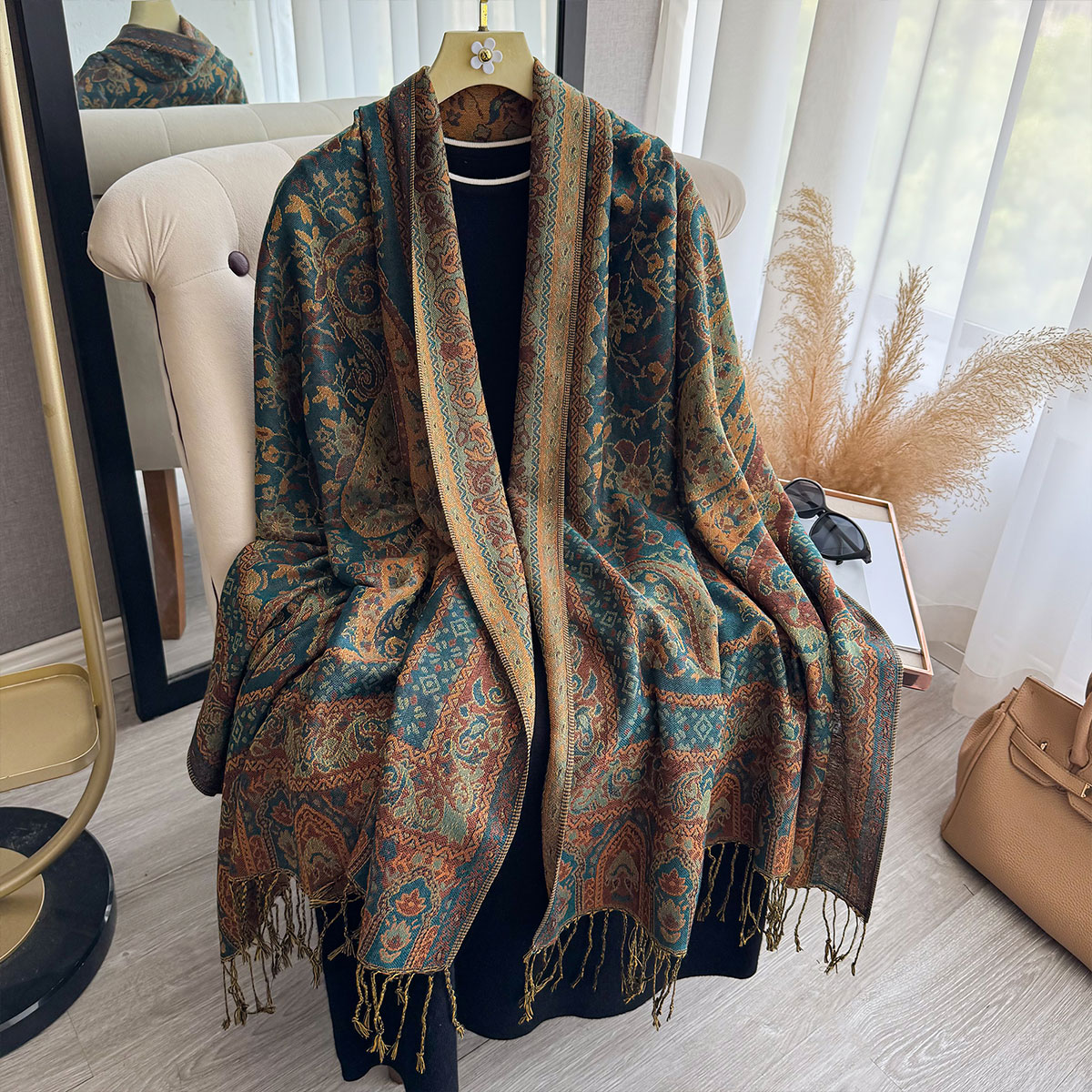 2025 gland couverture conception Style ethnique épais Pashmina nouveau hiver chaud châle Wrap écharpe femmes foulard Poncho étoles