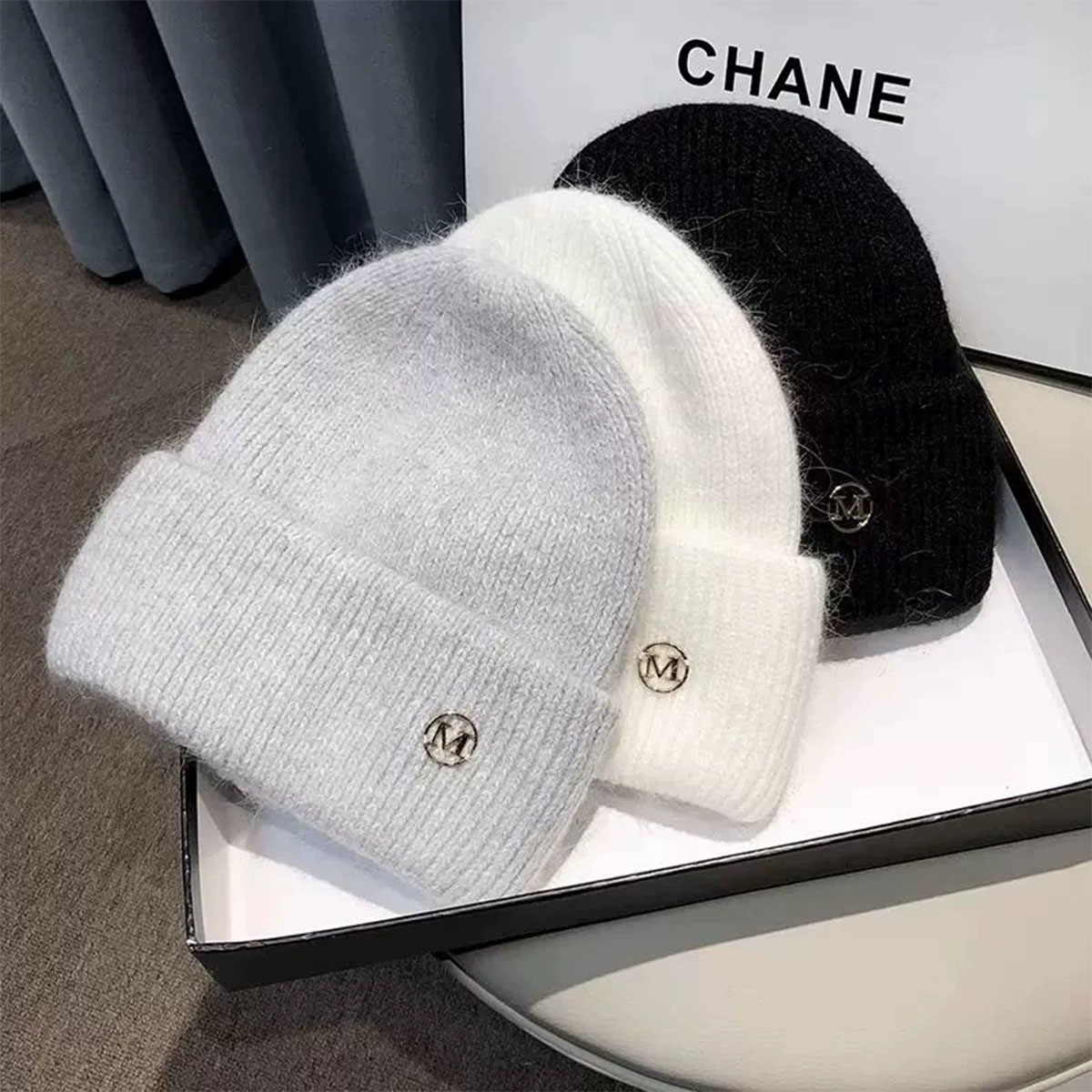 Chapeaux d'hiver pour femmes, bonnet en tricot doux, fourrure de lapin chaude, mignon, couleur unie, casquette ample, décontracté, mode extérieure, solide, couverture de tête pour adulte