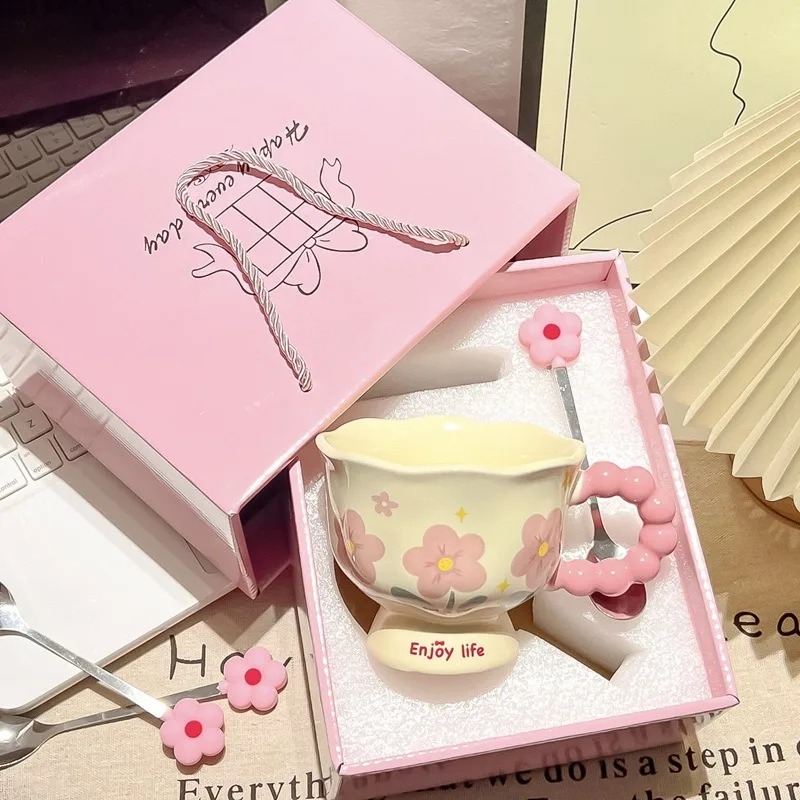Tasse en céramique pour cadeau d'anniversaire de grande valeur, pour petite amie, maison, tulipe, tasse d'eau, souvenir