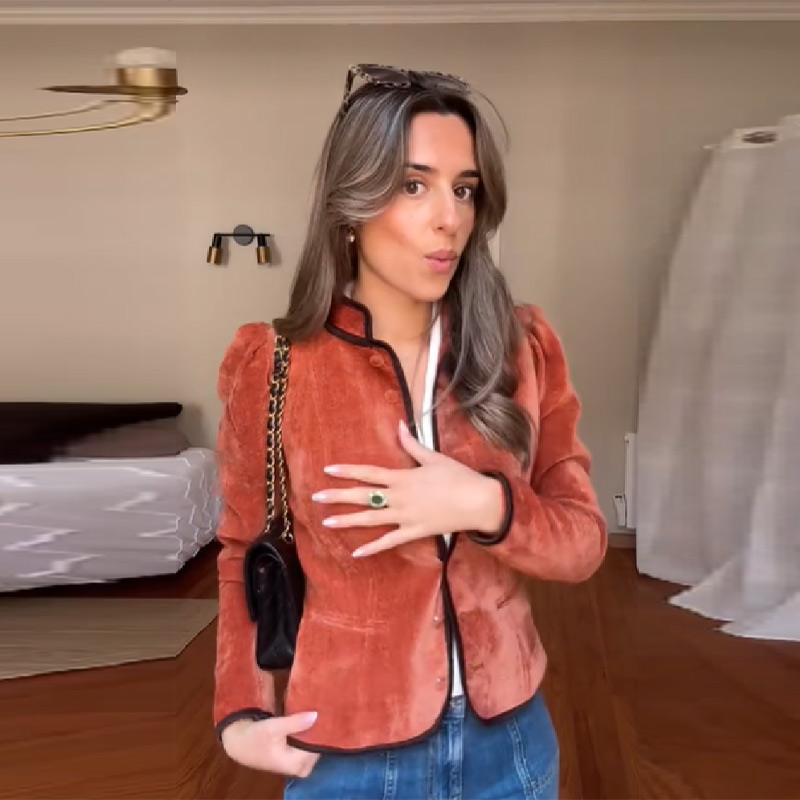 Veste Courte Décontractée Chic à Col Montant pour Femme, en Velours avec Manches Bouffantes et Bordures Contrastantes, Collection Printemps 2026, Style Urbain Élégant