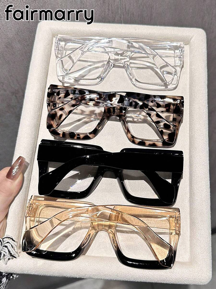 2/3/4 pièces lunettes claires carrées classiques de mode pour les femmes à la mode vie quotidienne Cool hommes accessoires de vêtements de lecture.