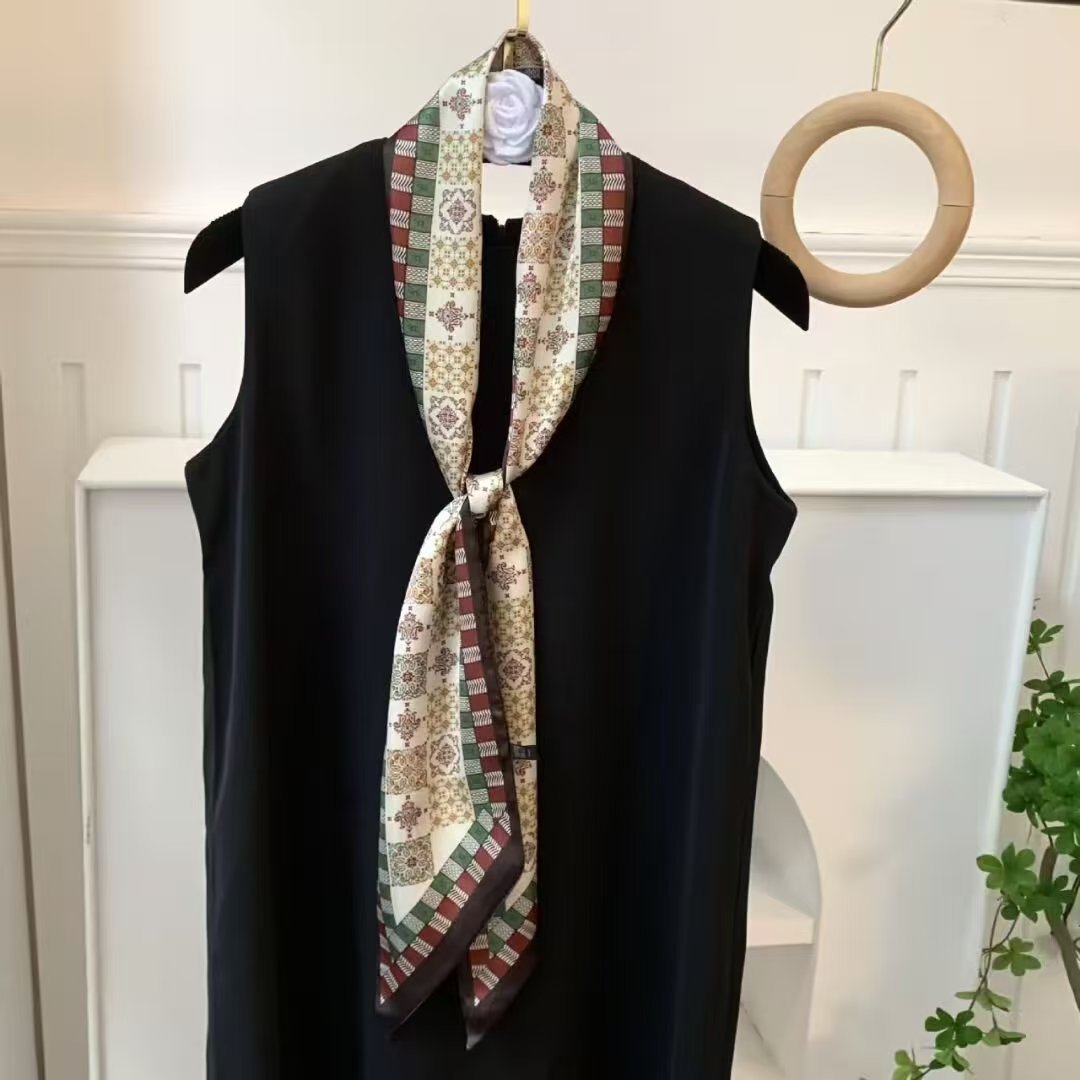 Nouveau Foulard Carré en Soie pour Femme, Bandanas Imprimés Élégants, Bandeau, Hijab de Luxe, Écharpe, Châle Élégant pour Filles