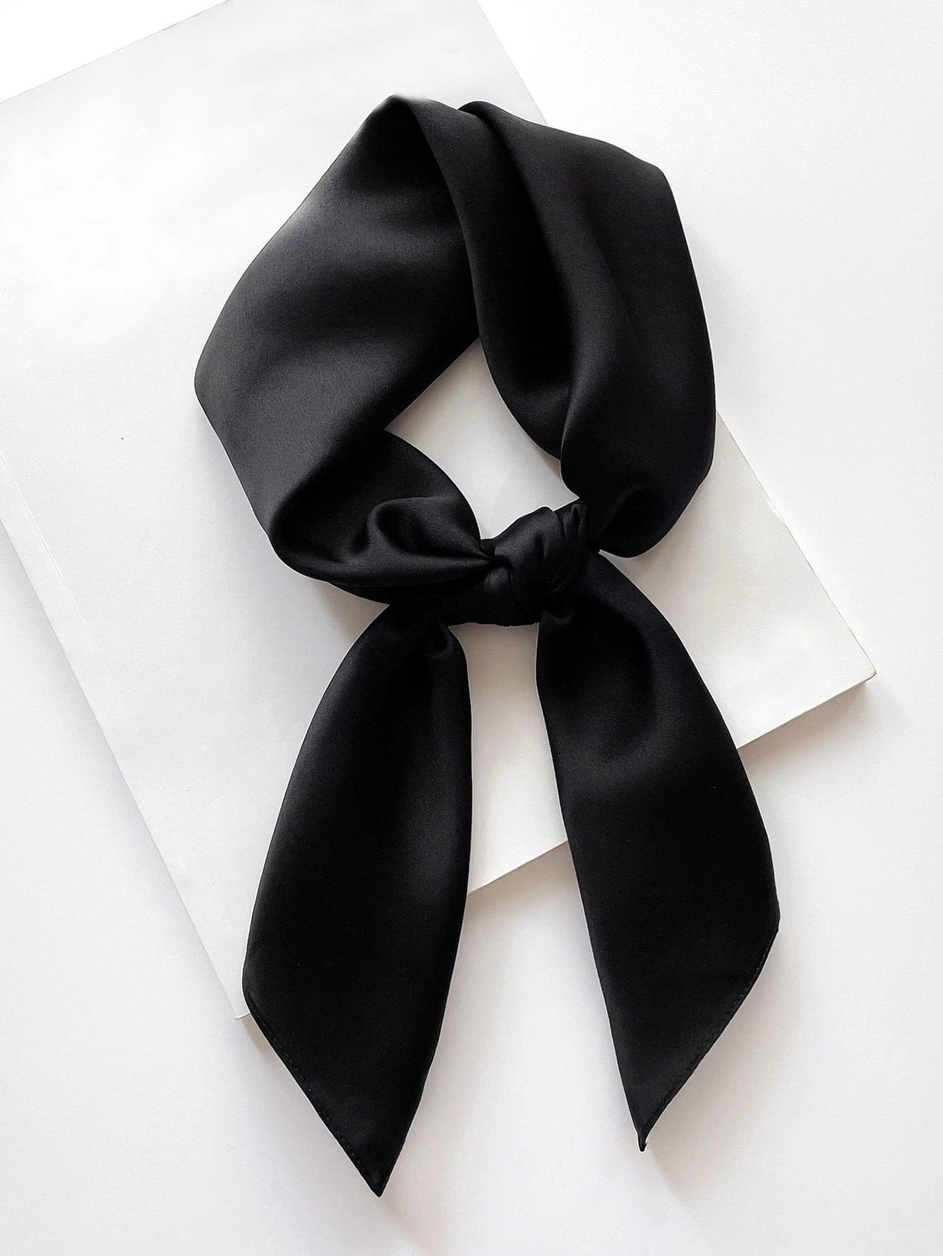 Foulard carré polyvalent en Imitation soie pour femmes, couleur unie, à la mode, sac de taille, Bandana, bandeau pour cheveux