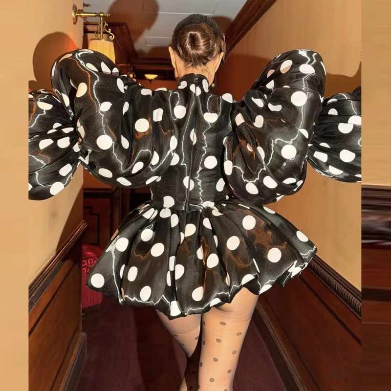 Robe de soirée style ballon à pois, coupe trapèze, manches évasées, robe de bal noire plissée, sur mesure, mini-robe de cocktail courte et tendance